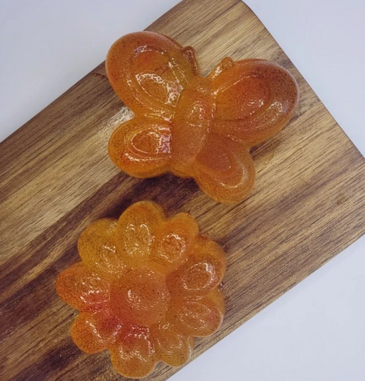 natural jelly soap for all sensitive skin, jelly soap, natural, vegan, sweden, lush, no chemicals, cruelty free, affordable, handmade, naturlig gelétvål för all känslig hud, gelétvål, naturlig, vegan, sverige, frodig, inga kemikalier, cureltyfri, bekväm, handgjord